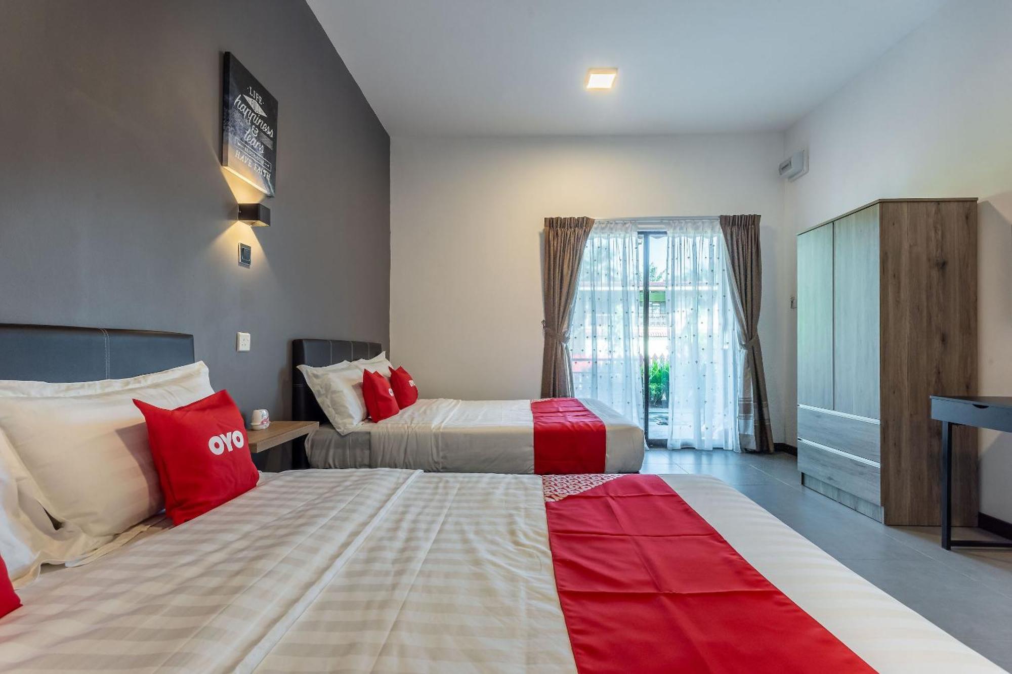 OYO 90149 Pua Family Semporna Hotel Bagian luar foto